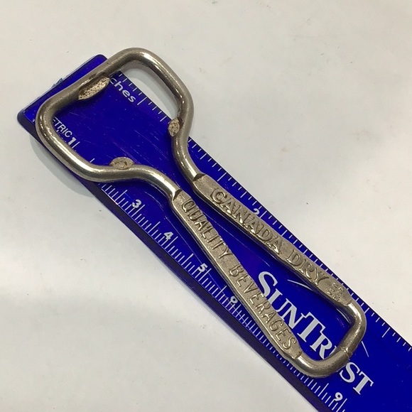 Vintage Canada Dry advertising bottle opener - Picture 2 of 3